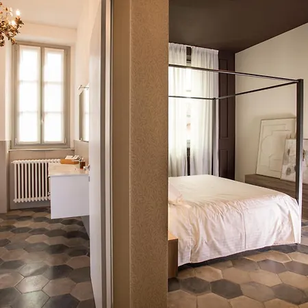 Palazzo Ratti Boutique Rooms-2